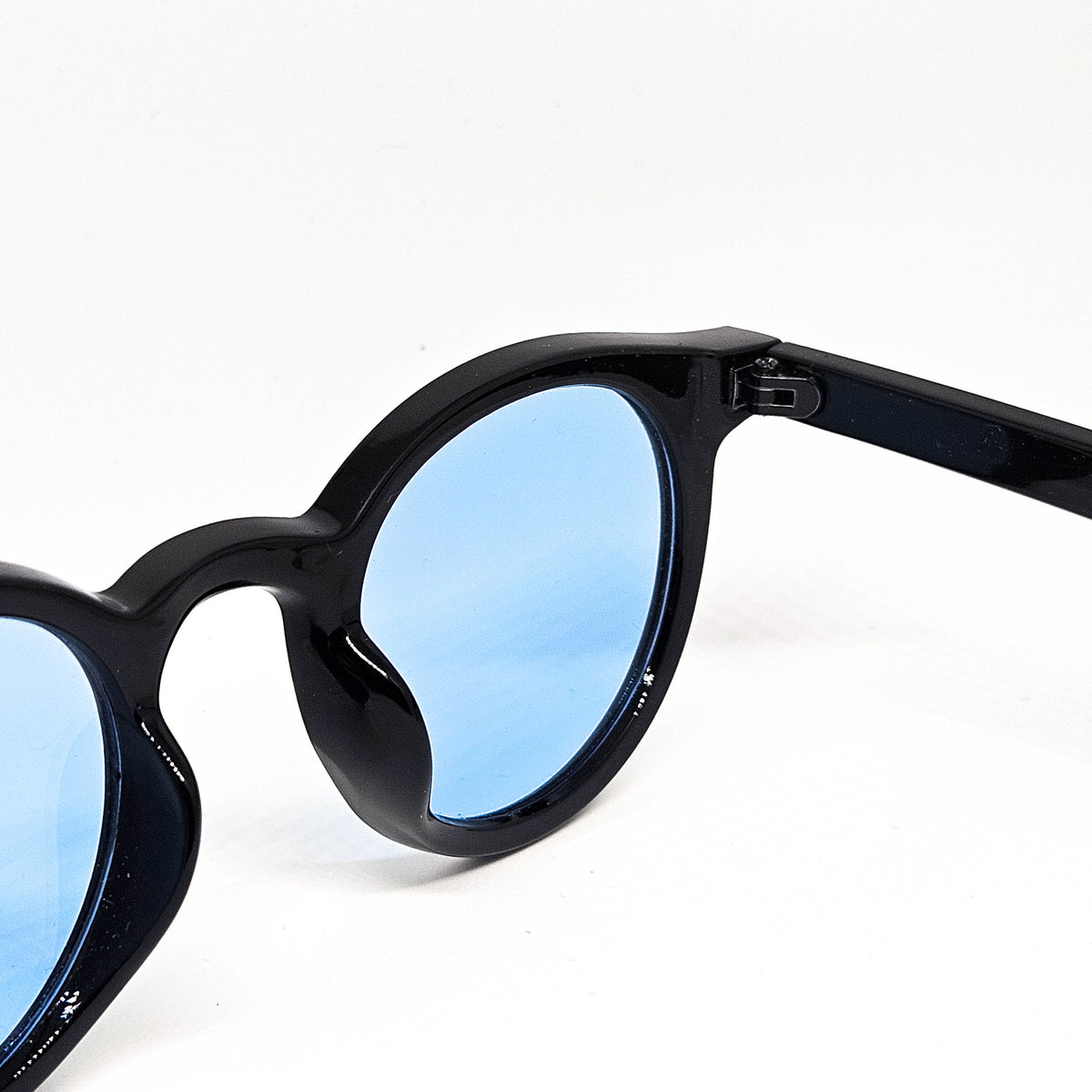 Lumera - Black Blue