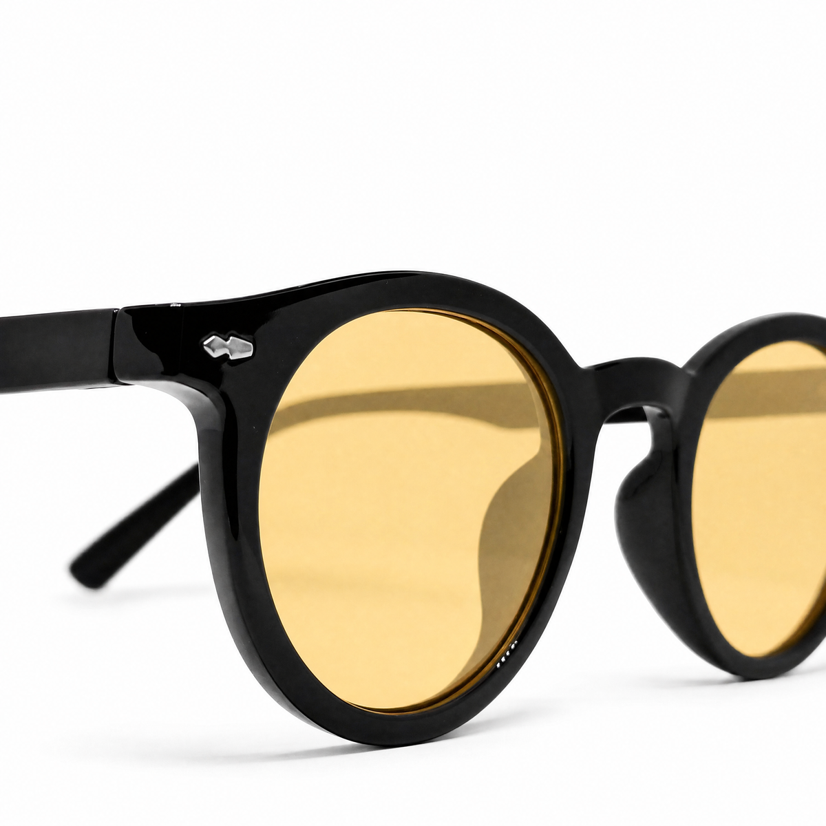 Lumera - Black yellow